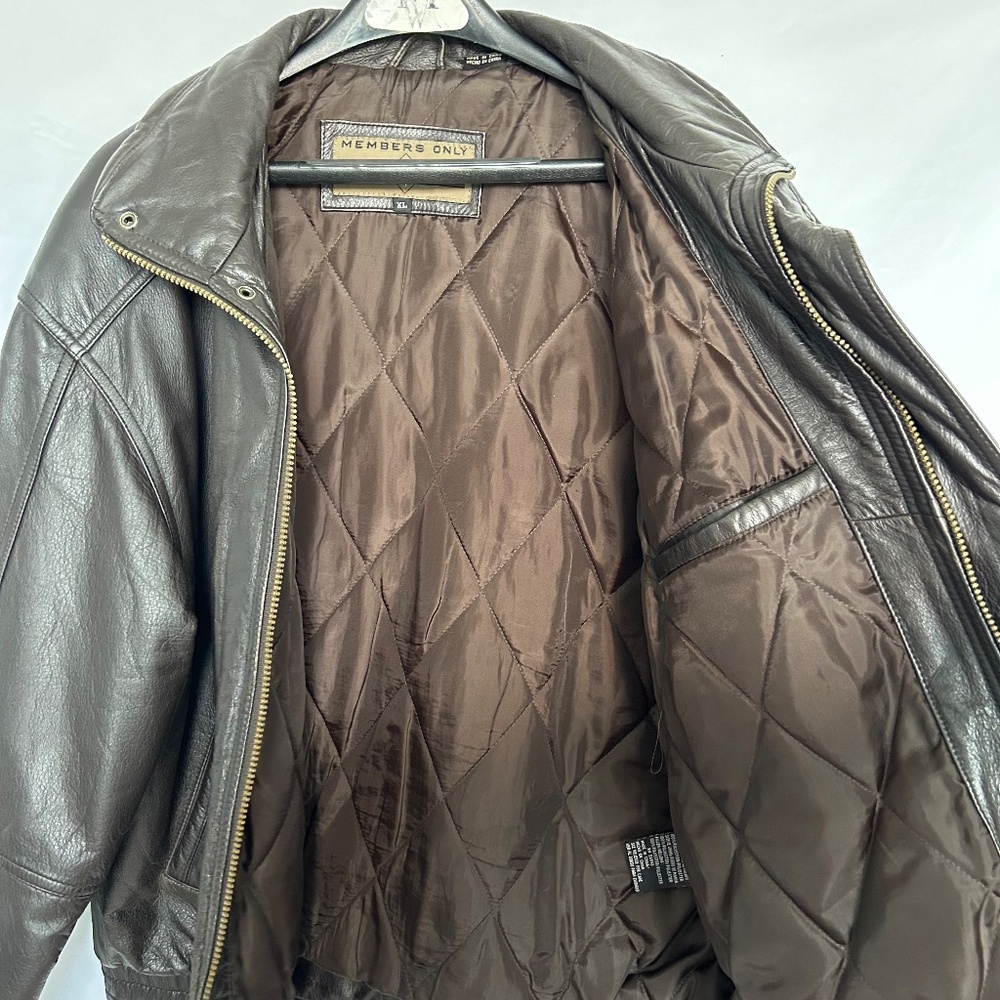 Vintage Members Only Genuine Leather Jacket,‎ Size XL - Picture 4 of 9
